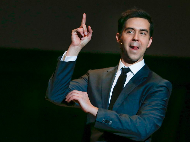 Michael Carbonaro