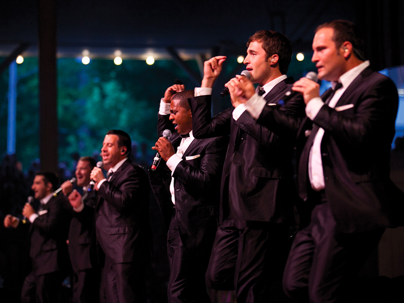 Straight No Chaser – A Cappella Group